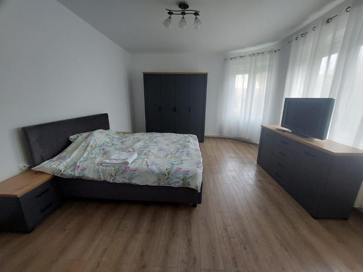Apartamente Bobo Sîngeorgiu de Mureş Eksteriør bilde