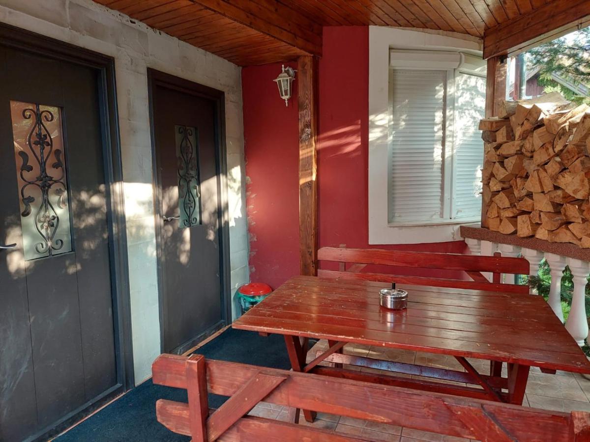 Apartamente Bobo Sîngeorgiu de Mureş Eksteriør bilde
